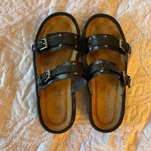 NOAT Sandals